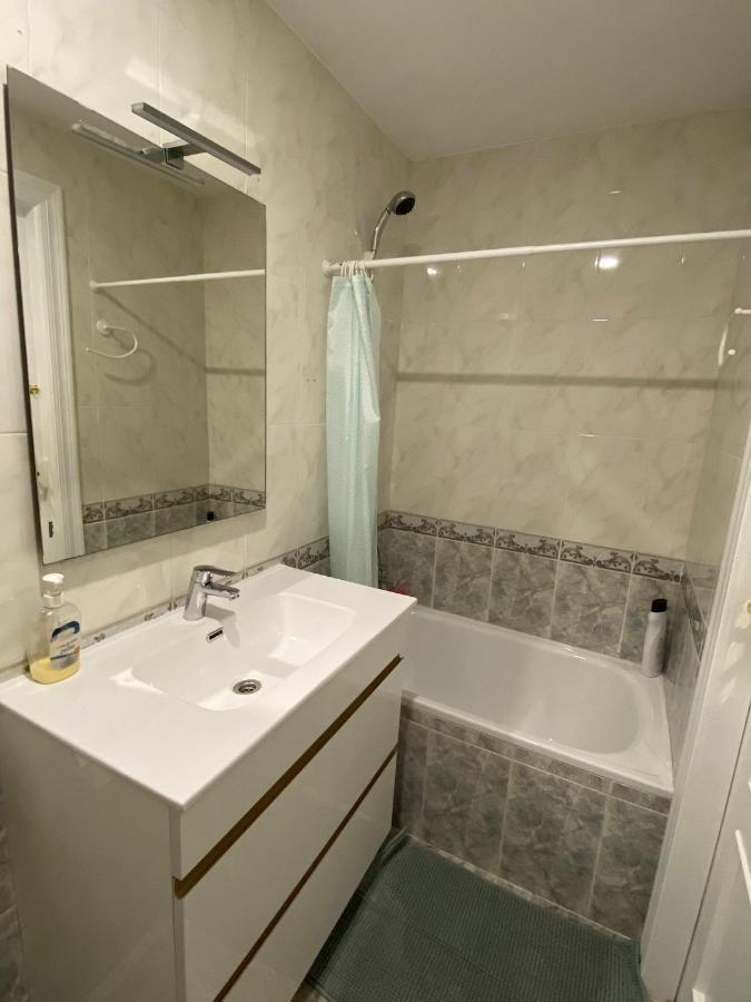 Appartamento Habitacion Privada En Un Gran Sector Valenza Esterno foto